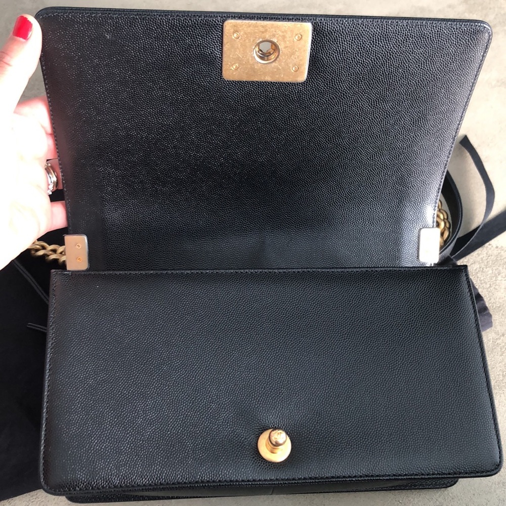 β€οΈ SOLD β€οΈ Stunning Boy CHANEL Handbag - Picture 9 of 15